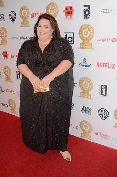 Näyttelijä Chrissy Metz — kuvapankkivalokuva