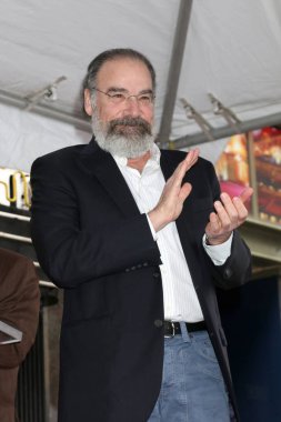 oyuncu Mandy Patinkin 