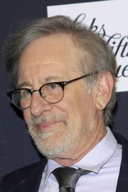 yapımcı Steven Spielberg
