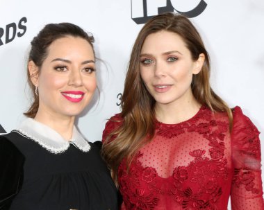 Aubrey Plaza, Elizabeth Olsen