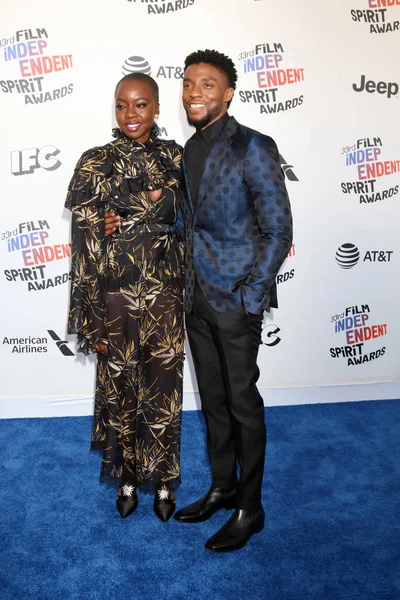 Danai Gurira, Chadwick Boseman — Stock Photo, Image