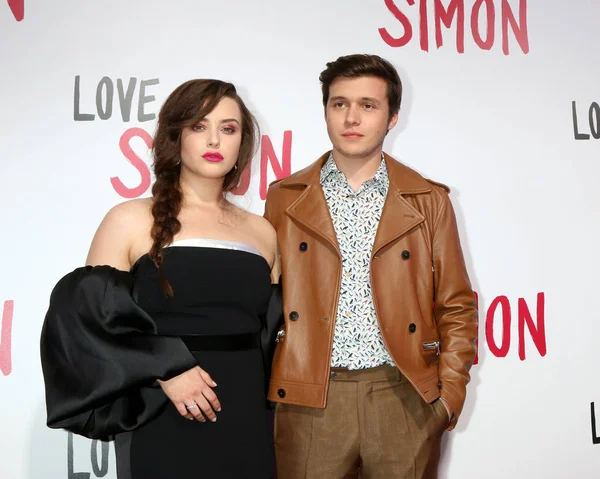 Katherine Langford, Nick Robinson — Stok fotoğraf