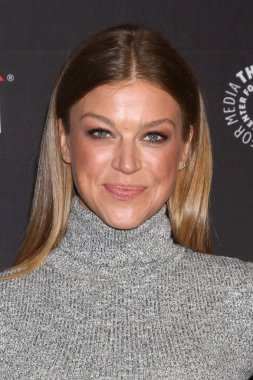 aktris Adrianne Palicki 