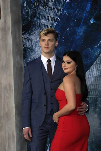 Levi Meaden, Ariel Winter — Zdjęcie stockowe