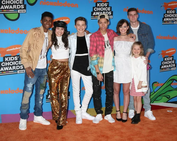 Hunter Street Cast Wilson Radjou-Pujalte, Kyra Spiels Smith, Kate Bensdorp, Daan Creyghton, Thomas Jansen, Maemae Renfrow, steinigen Blyden — Stockfoto