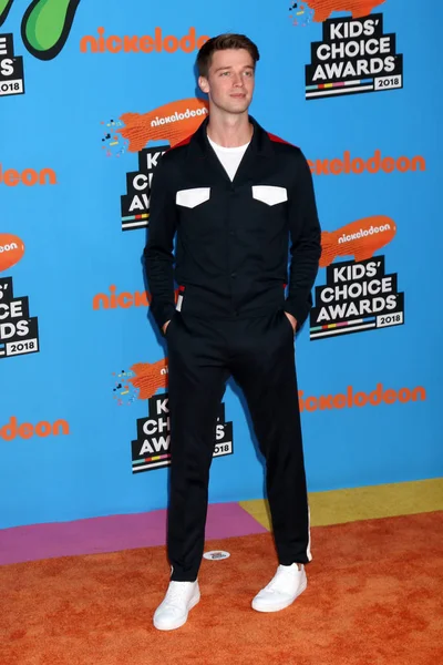 aktör Patrick Schwarzenegger