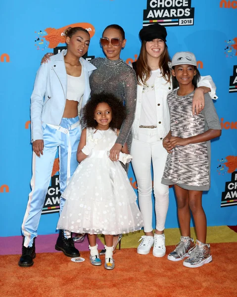 Phönix chi gulzar, mel b, madison brown belafonte, giselle belafonte, angel iris murphy brown — Stockfoto