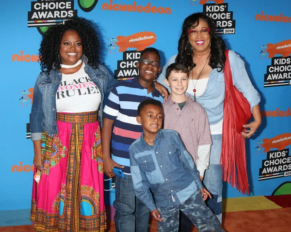 Jeffrey Tarpley, Joshua Kaleb Whitley, Guest, Sherri Shepherd, Kym Whitley — Stockfoto