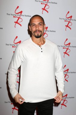 Aktör Bryton James