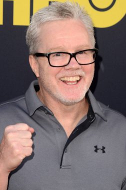 aktör Freddie Roach