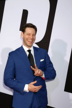 aktör Ike Barinholtz