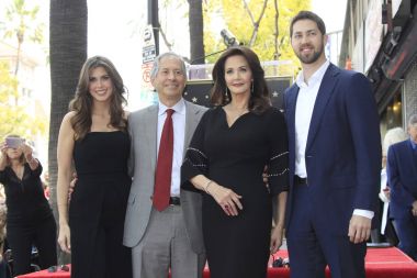 Lynda Carter yıldız töreni