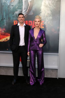  Brad Peyton, Breanne Hill 