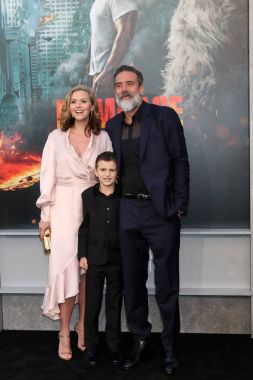 Hilarie Burton, Augustus Morgan, Jeffrey Dean Morgan