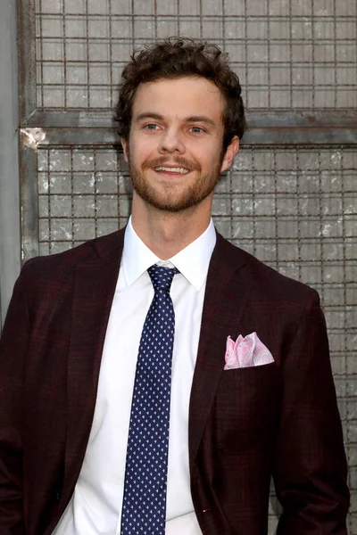 aktör Jack Quaid