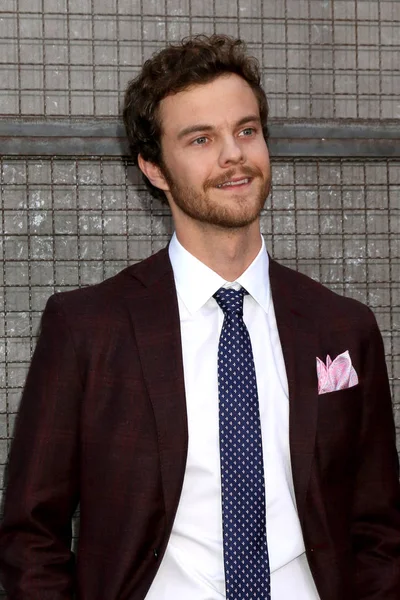 aktör Jack Quaid
