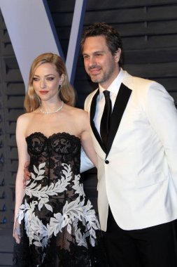  Amanda Seyfried, Thomas Sadoski 