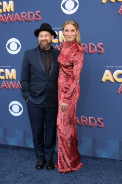  Kristian Bush, Jennifer Nettles 