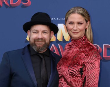  Kristian Bush, Jennifer Nettles 