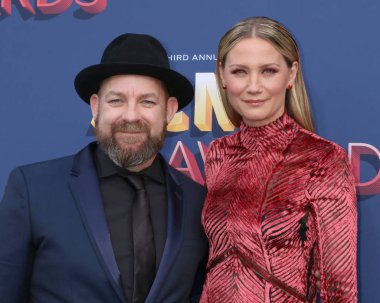  Kristian Bush, Jennifer Nettles 