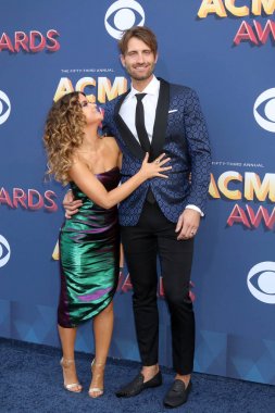 Maren Morris, hsuband 