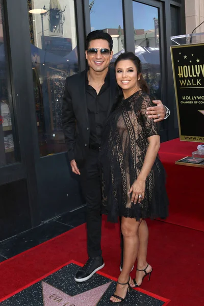 Mario Lopez, Eva Longoria — Stock Photo, Image