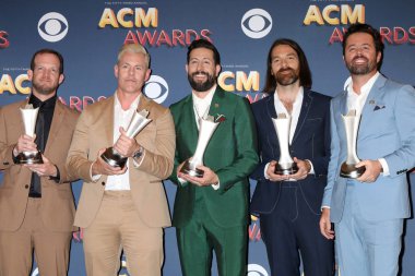 Whit Sellers, Trevor Rosen, Matthew Ramsey, Geoff çoğaldığını, Brad Tursi, eski hakimiyet 