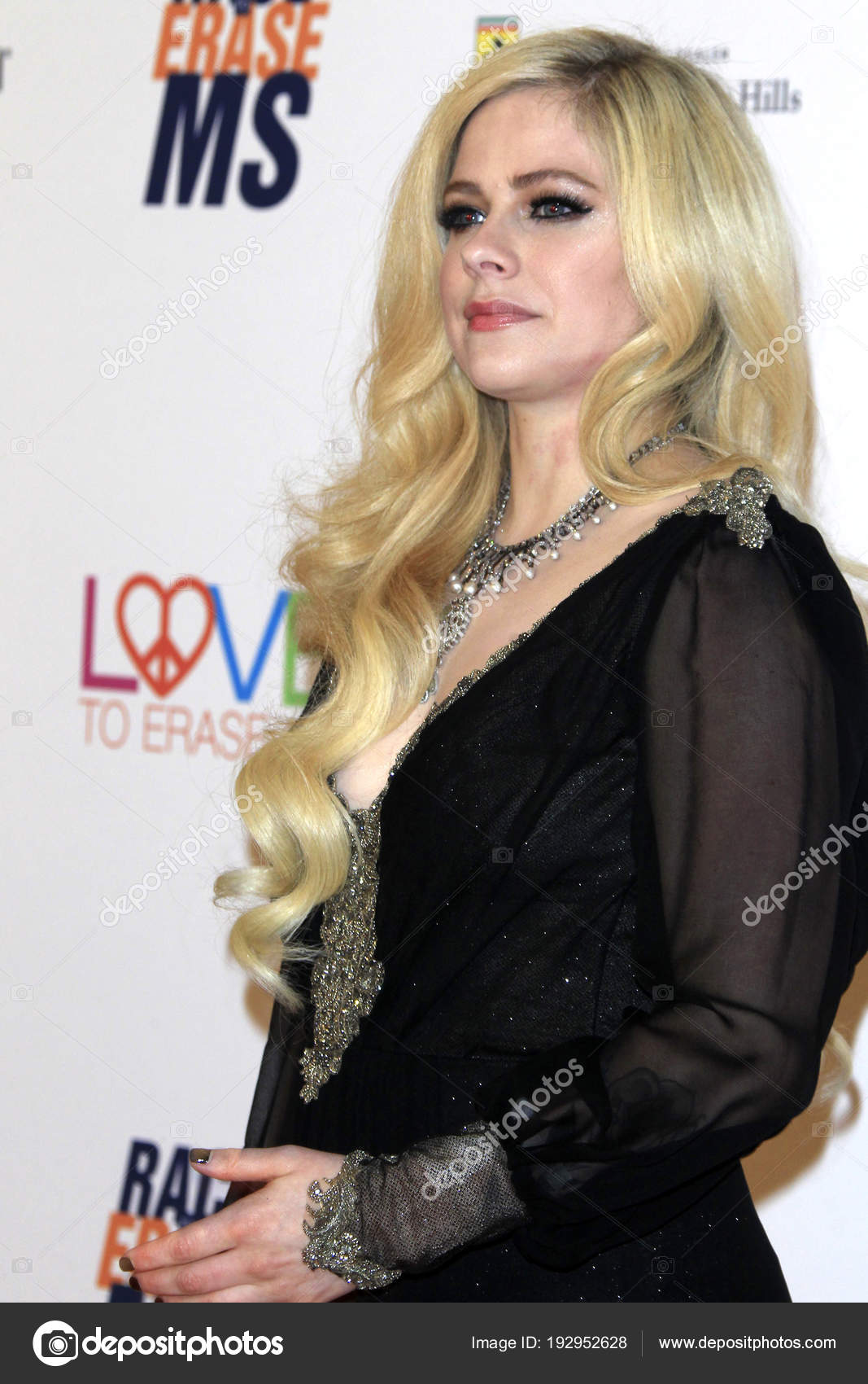 Avril Lavigne Magazine Pictorials