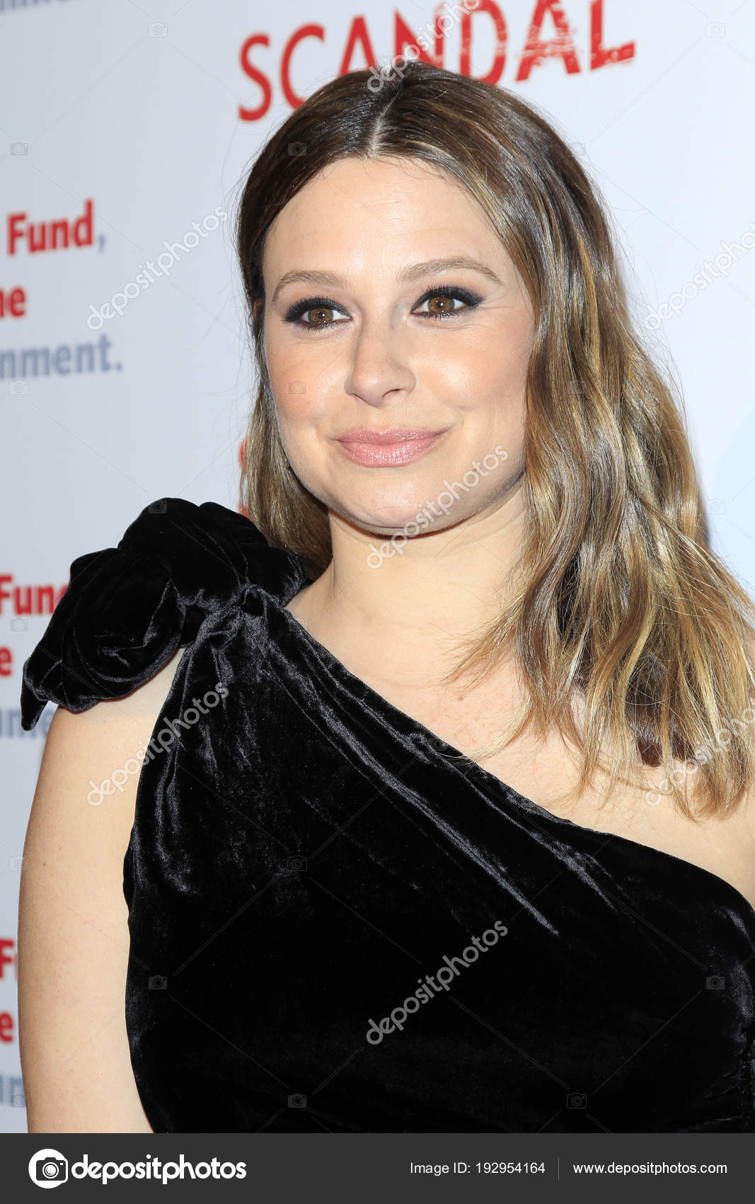 Actress Katie Lowes – Stock Editorial Photo © Jean_Nelson #192954164