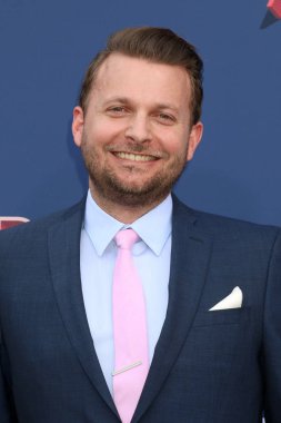 şarkıcı Brad Hill 