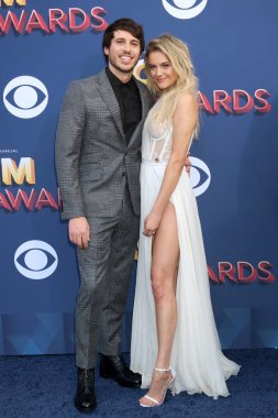 Morgan Evans, Kelsea Ballerini 
