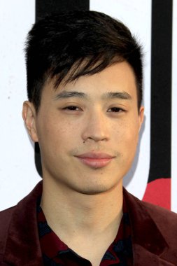 aktör Hayden Szeto'yu 