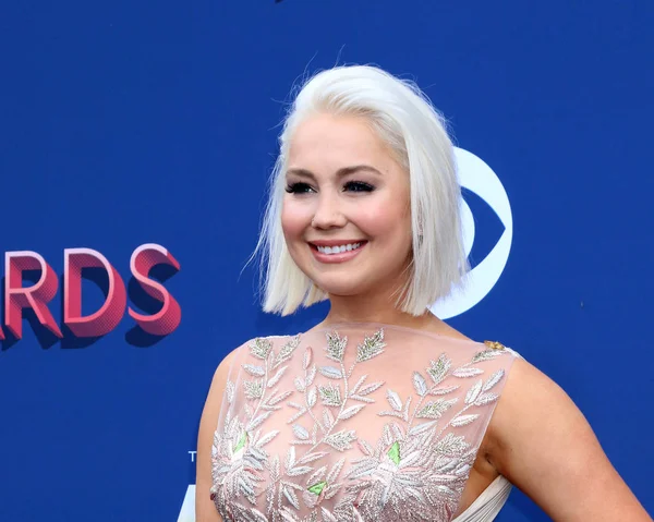 Raelynn w Akademii Country Music Awards 2018 — Zdjęcie stockowe