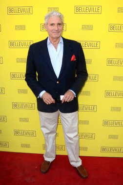 aktör Michael Nouri