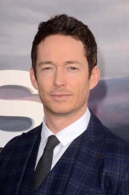 aktör Simon Quarterman