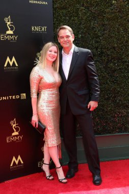 Los Angeles - Nisan 29: Cady Mcclain, Jon Lindstrom üzerinde 29 Nisan 2018 Pasadena sivil Auditorium Pasadena, Ca, 45 gündüz Emmy Ödülleri'nde