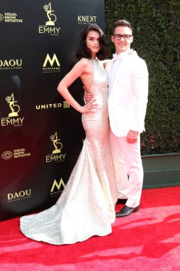 Los Angeles - Nisan 29: Casey Moss, gerçek Obrien üzerinde 29 Nisan 2018 Pasadena sivil Auditorium Pasadena, Ca, 45 gündüz Emmy Ödülleri'nde