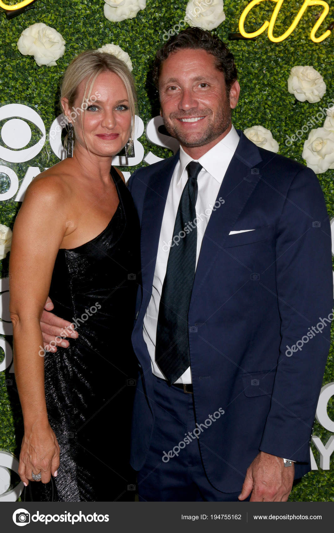 Sharon Case, Boyfriend Stock Editorial Photo © Jean_Nelson 194755162