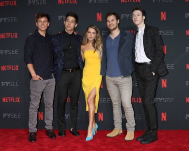 Nedeni döküm üyeleri, Anne Winters 