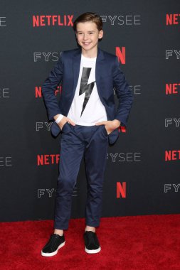 aktör Maxwell Jenkins