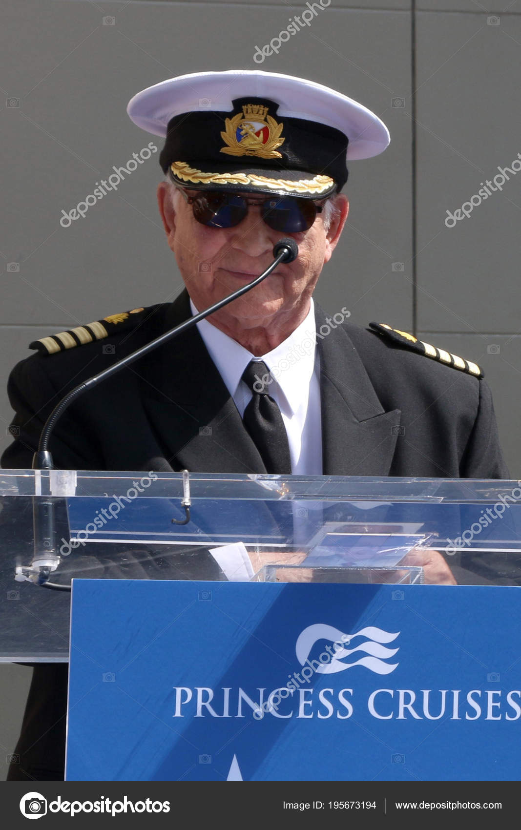 Actor Gavin MacLeod – Stock Editorial Photo © Jean_Nelson #195673194