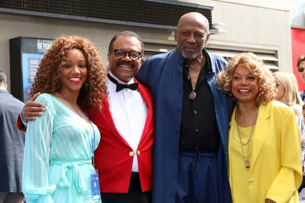 Chrystee Pharris, Ted Lange, Lou Gossett Jr., Florenz Larue — Stockfoto