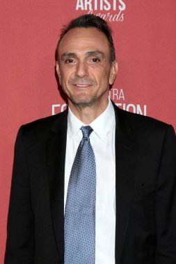 Sanatçılar Ödüllerinin 4. Geleneksel Patronu,