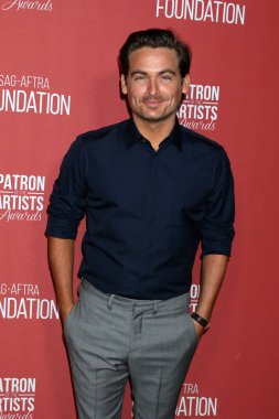 Sanatçılar Ödüllerinin 4. Geleneksel Patronu,