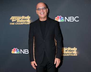 * * Yetenek Sizsiniz: * * Kırmızı Halı * *