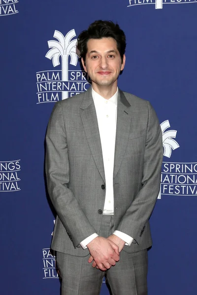 PSIFF - "Standing Up, Falling Down" Screening — Stock Photo, Image