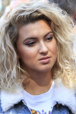 Sör Lucian Grange Yıldız Töreni