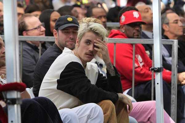 Сэр Люк Грейндж
