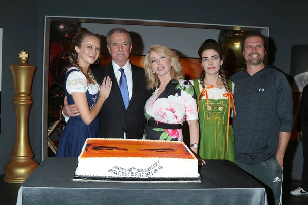 (Inggris) Eric Braeden 40th Anniversary Celebration on The Young and The R — Stok Foto