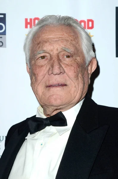 Los Angeles Feb George Lazenby Alla Quinta Cena Annuale Roger — Foto Stock